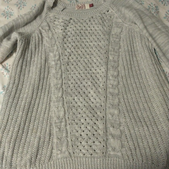 Sweater - Picture 1 of 2